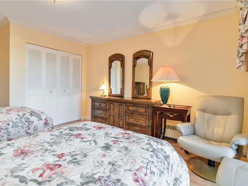 104-2050 White Birch Rd, Sidney, BC - Indoor Photo Showing Bedroom