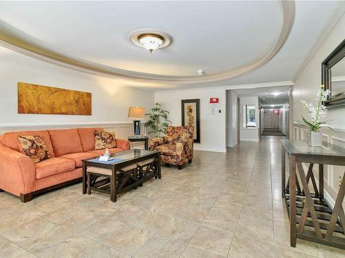 104-2050 White Birch Rd, Sidney, BC - Indoor Photo Showing Living Room