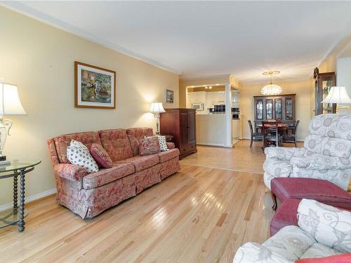 104-2050 White Birch Rd, Sidney, BC - Indoor Photo Showing Living Room