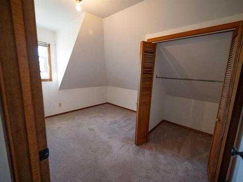 1203 Sprague Street, Thunder Bay, ON - Indoor Photo Showing Other Room