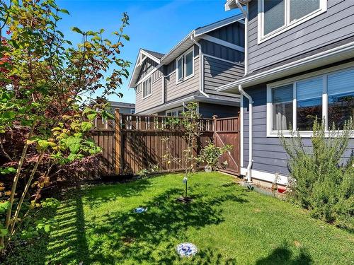 103-1994 John Rd, North Saanich, BC 