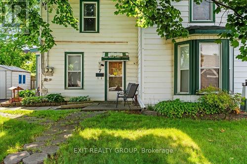 7 Radeski Street, Quinte West, ON - Outdoor