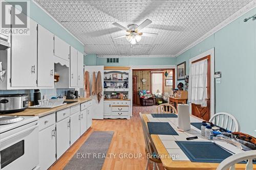 7 Radeski Street, Quinte West, ON - Indoor Photo Showing Kitchen