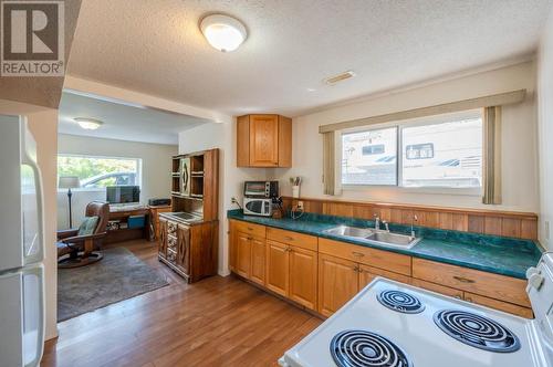 8119 Purves Road, Summerland, BC - Indoor Photo Showing Kitchen With Double Sink