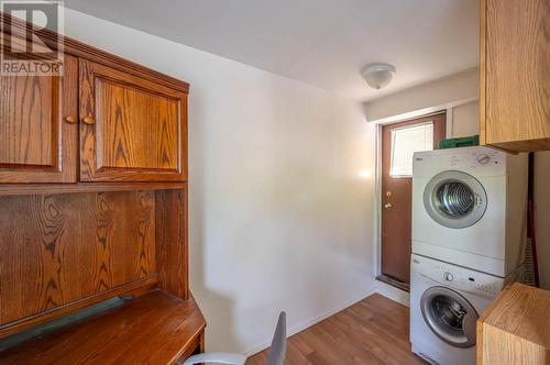 8119 Purves Road, Summerland, BC - Indoor Photo Showing Laundry Room