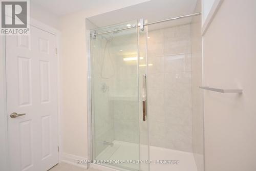 Lower - 36 Bowshelm Court, Mississauga, ON - Indoor Photo Showing Bathroom