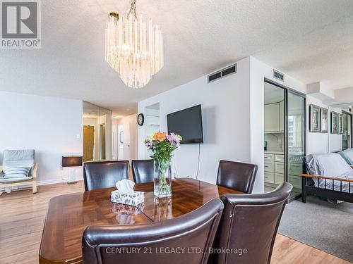 1402 - 8 Lisa Street E, Brampton, ON - Indoor Photo Showing Dining Room