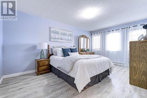 48 Heathcliffe Square, Brampton, ON - Indoor Photo Showing Bedroom