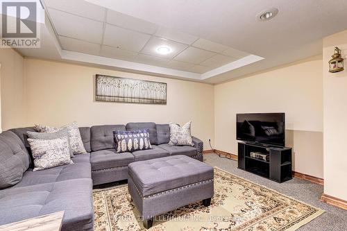 48 Heathcliffe Square, Brampton, ON - Indoor Photo Showing Living Room