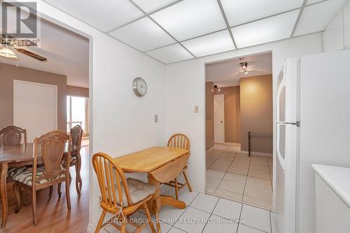 1808 - 115 Hillcrest Avenue, Mississauga, ON - Indoor Photo Showing Dining Room