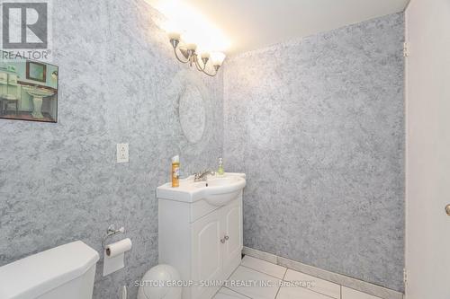 1808 - 115 Hillcrest Avenue, Mississauga, ON - Indoor Photo Showing Bathroom