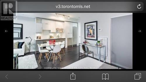 318 - 30 Nelson Street, Toronto, ON - Indoor Photo Showing Kitchen