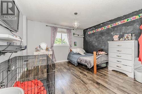 109 Hawkins Drive, Cambridge, ON - Indoor Photo Showing Bedroom