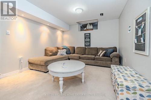 109 Hawkins Drive, Cambridge, ON - Indoor Photo Showing Living Room