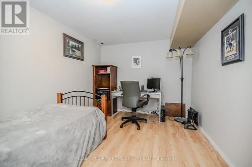 109 Hawkins Drive, Cambridge, ON - Indoor Photo Showing Bedroom