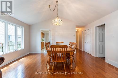 757 Guildwood Boulevard, London, ON - Indoor Photo Showing Dining Room