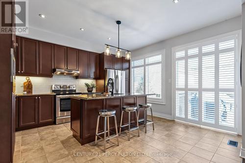 1913 Cocklin Crescent, Oshawa, ON - Indoor Photo Showing Kitchen With Stainless Steel Kitchen With Upgraded Kitchen