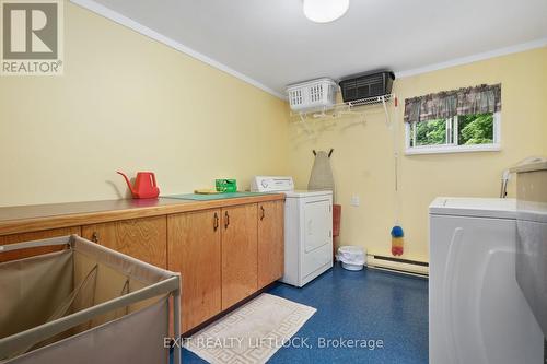 3292 Burnham Street N, Cobourg, ON - Indoor Photo Showing Laundry Room