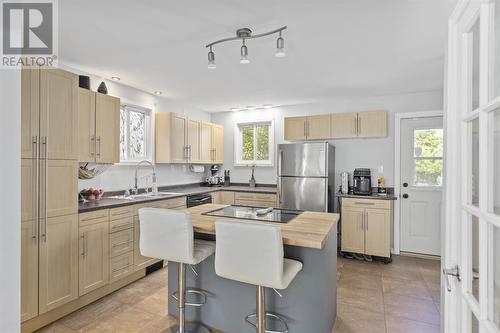 453 John St, Sault Ste. Marie, ON - Indoor Photo Showing Kitchen