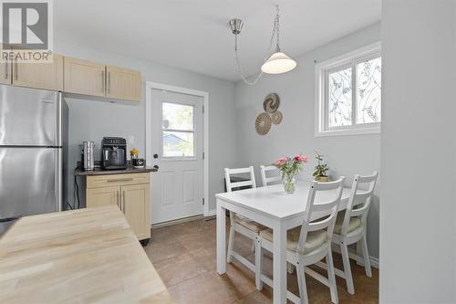 453 John St, Sault Ste. Marie, ON - Indoor Photo Showing Dining Room