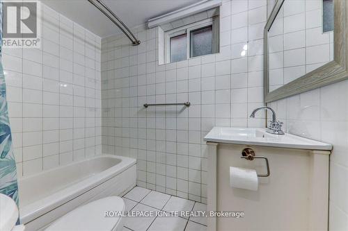 1565 Jaywin Circle, Pickering, ON - Indoor Photo Showing Bathroom