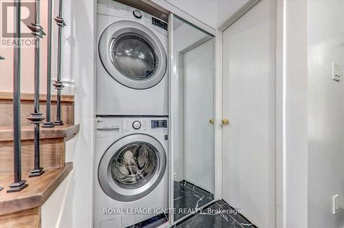 1565 Jaywin Circle, Pickering, ON - Indoor Photo Showing Laundry Room