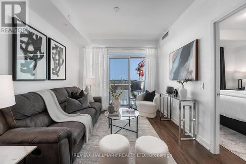 1609 - 1480 Bayly Street, Pickering, ON - Indoor Photo Showing Living Room