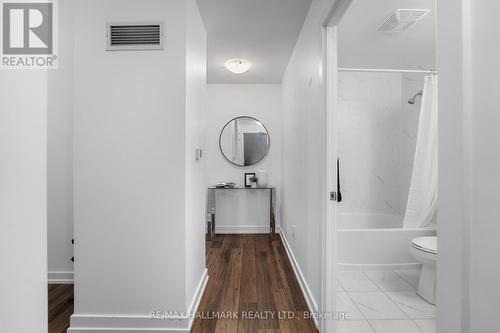 1609 - 1480 Bayly Street, Pickering, ON - Indoor Photo Showing Bathroom