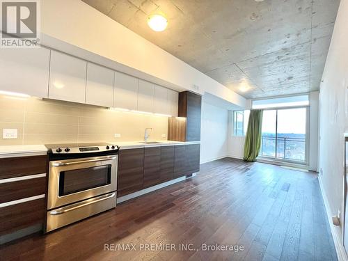 826 - 1190 Dundas Street E, Toronto, ON - Indoor Photo Showing Kitchen