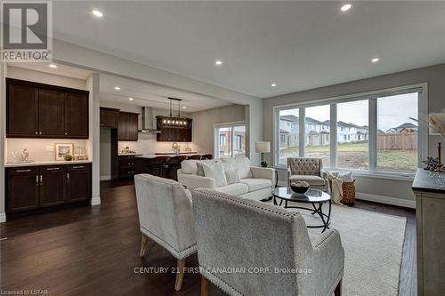 124 Basil Crescent, Middlesex Centre (Ilderton), ON - Indoor Photo Showing Living Room