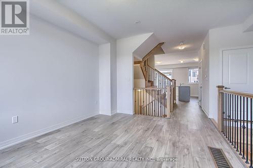 7 Cherry Hill Lane, Barrie, ON - Indoor Photo Showing Other Room