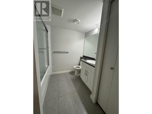 11263 243B St, Maple Ridge, BC - Indoor Photo Showing Bathroom