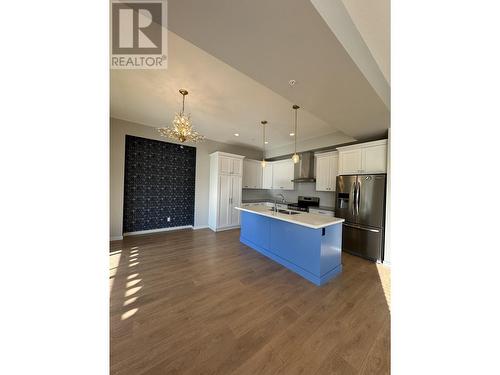 11263 243B St, Maple Ridge, BC - Indoor Photo Showing Kitchen