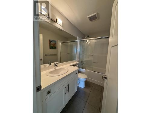 11263 243B St, Maple Ridge, BC - Indoor Photo Showing Bathroom