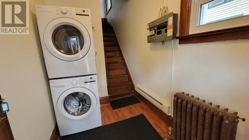 125-127 Woodward Ave, Sault Ste Marie, ON - Indoor Photo Showing Laundry Room