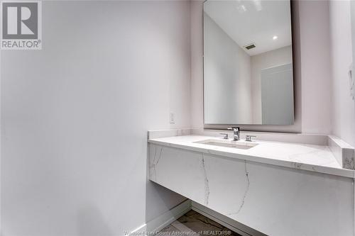 4561 Valerio Crescent, Lasalle, ON - Indoor Photo Showing Bathroom