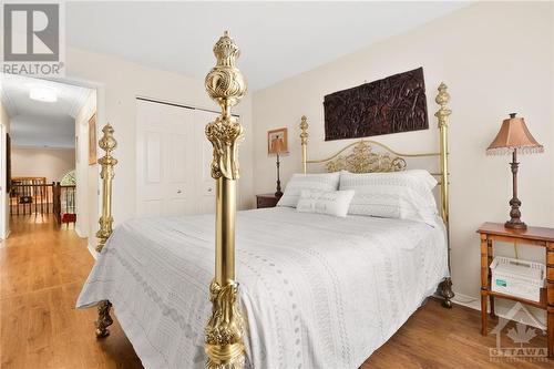 13 Waterford Way, Ottawa, ON - Indoor Photo Showing Bedroom