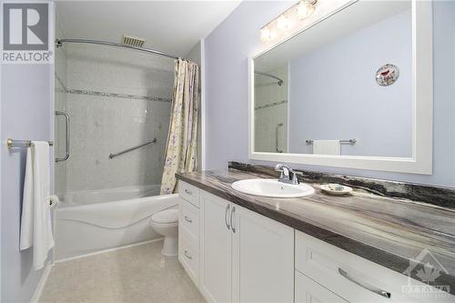 Discover the perfect blend of style and functionality in this large, updated main bathroom. Featuring ample counter space, this bathroom offers plenty of room for all your essentials, ensuring a c - 4629 Carrington Place, Ottawa, ON - Indoor Photo Showing Bathroom