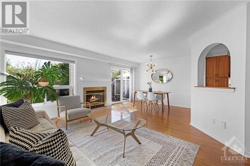 6168 Red Willow Drive, Ottawa, ON - Indoor Photo Showing Living Room With Fireplace