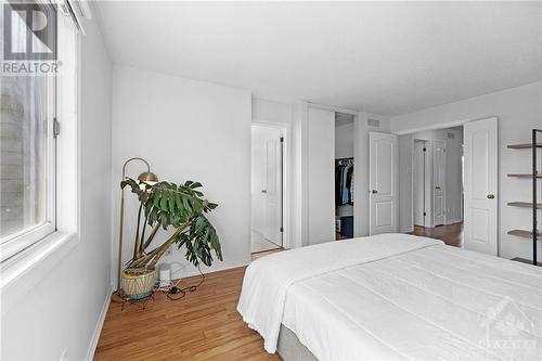 6168 Red Willow Drive, Ottawa, ON - Indoor Photo Showing Bedroom