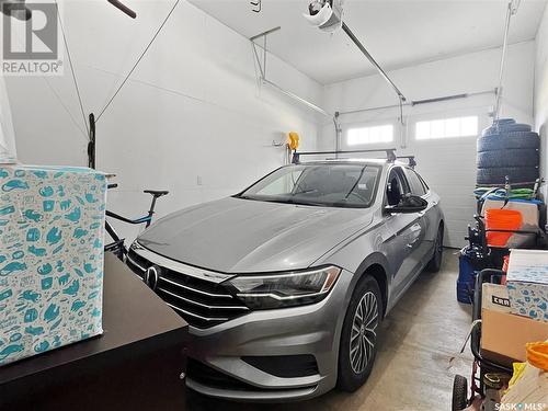 261 30Th Street W, Battleford, SK - Indoor Photo Showing Garage