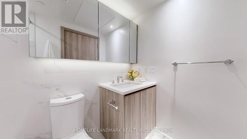 309 - 27 Mcmahon Drive, Toronto, ON - Indoor Photo Showing Bathroom