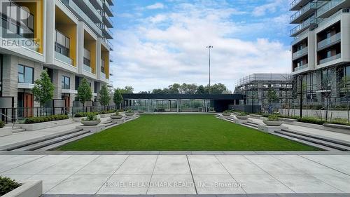 309 - 27 Mcmahon Drive, Toronto, ON - Outdoor