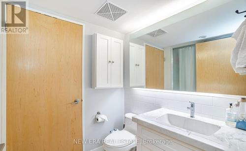 610 - 1005 King Street, Toronto, ON - Indoor Photo Showing Bathroom