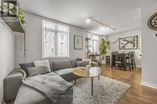 12 - 98 Redpath Avenue, Toronto, ON - Indoor Photo Showing Living Room