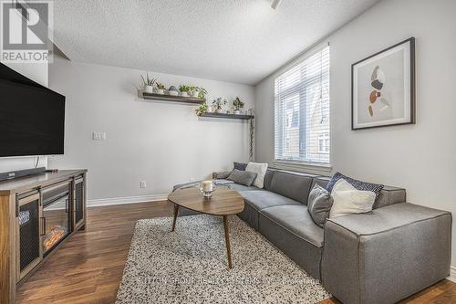 12 - 98 Redpath Avenue, Toronto, ON - Indoor Photo Showing Living Room