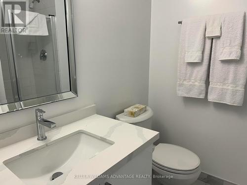 820 - 50 John Street, Toronto, ON - Indoor Photo Showing Bathroom