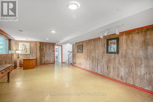 16 Deepwood Crescent, Toronto, ON - Indoor Photo Showing Other Room