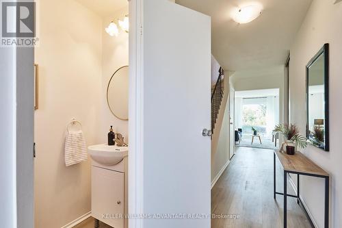 195 Bridletowne Circle, Toronto, ON - Indoor Photo Showing Bathroom