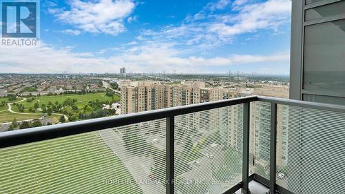 1902 - 55 Oneida Crescent, Richmond Hill, ON - Outdoor With View